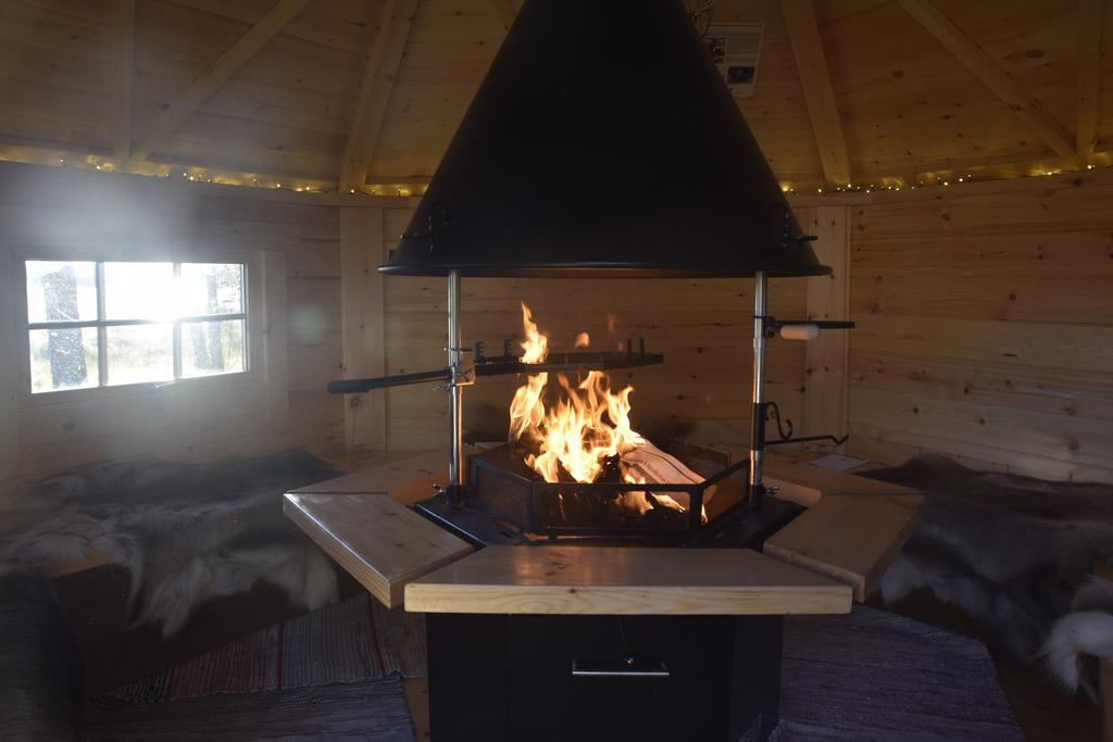 Lomapesae Cottages Pertunmaa الغرفة الصورة