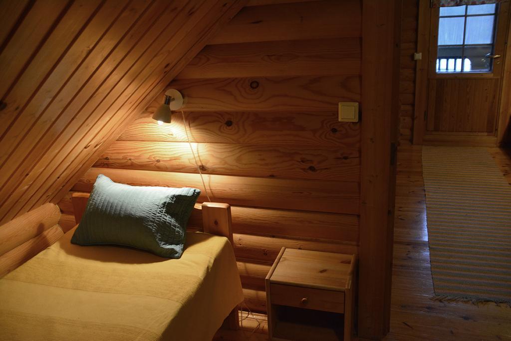 Lomapesae Cottages Pertunmaa الغرفة الصورة