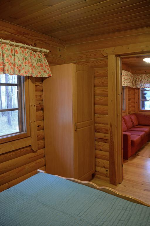 Lomapesae Cottages Pertunmaa الغرفة الصورة